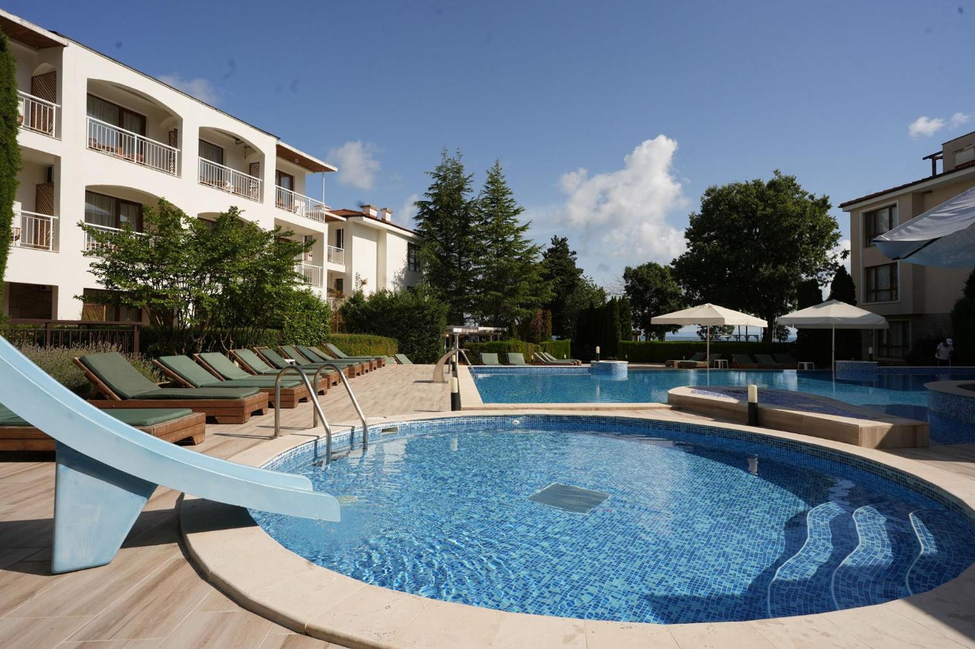 Paradise Bay Hotel Sozopol Exterior foto