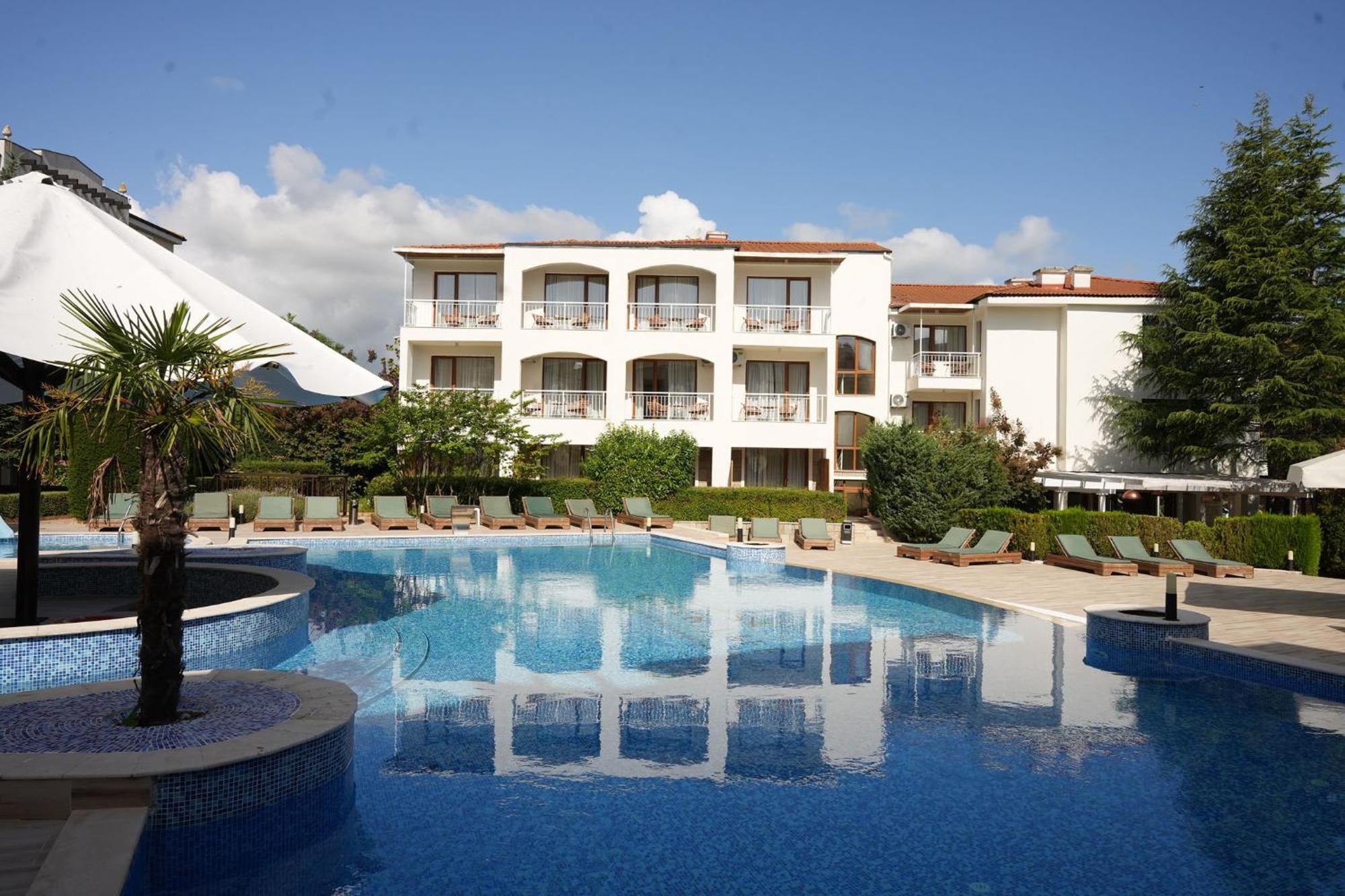 Paradise Bay Hotel Sozopol Exterior foto